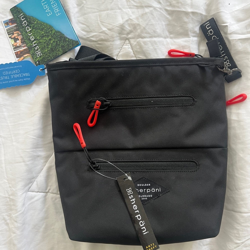 Sherpani Black Crossbody Bag